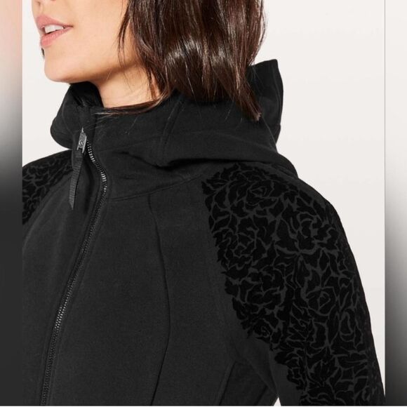 *Special Edition*Rare* Lululemon Scuba Hoodie Women's floral flock- size 12 - Picture 4 of 5